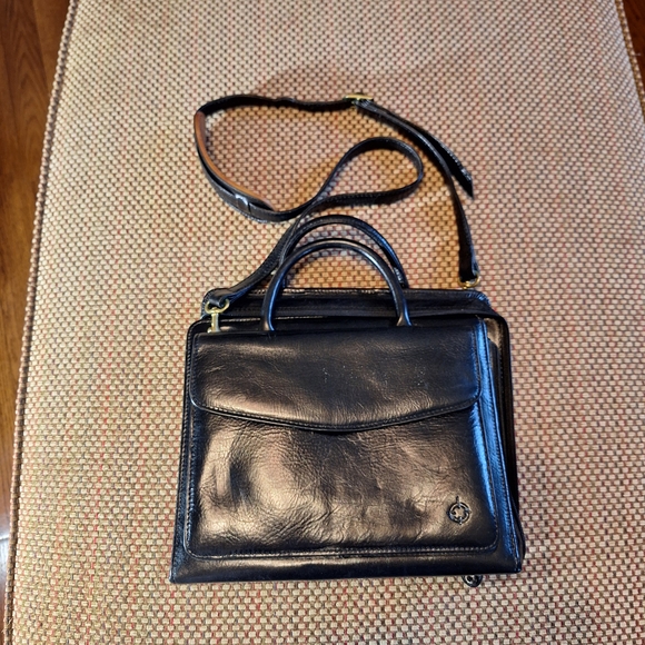 Franklin Covey Other - Franklin Covey Black Leather Vintage Messenger Crossbody Bag